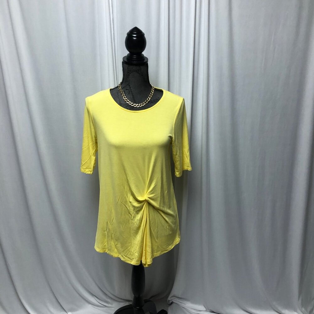 Investment Essentials Top Womens Size Small Yellow Stretchy Short Sleeve Shirt